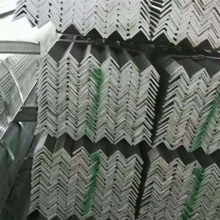 角钢 